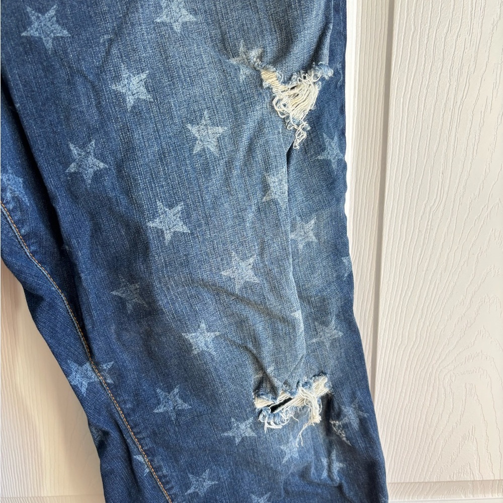 Star print jeans